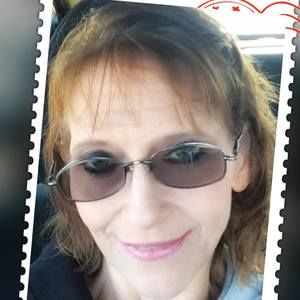 Meet your Posher, Pamela